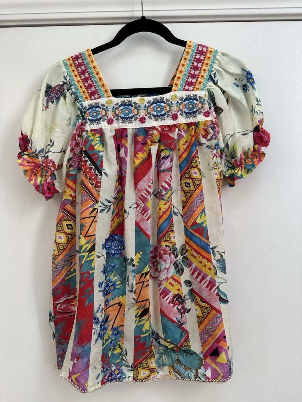 Johnny Was Multicolor silk Embroidered Floral Peasant Top